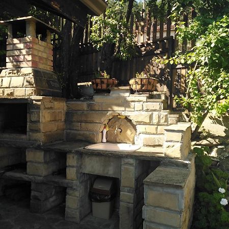 Къща За Гости Уют С. Жеравна Zheravna Exterior foto